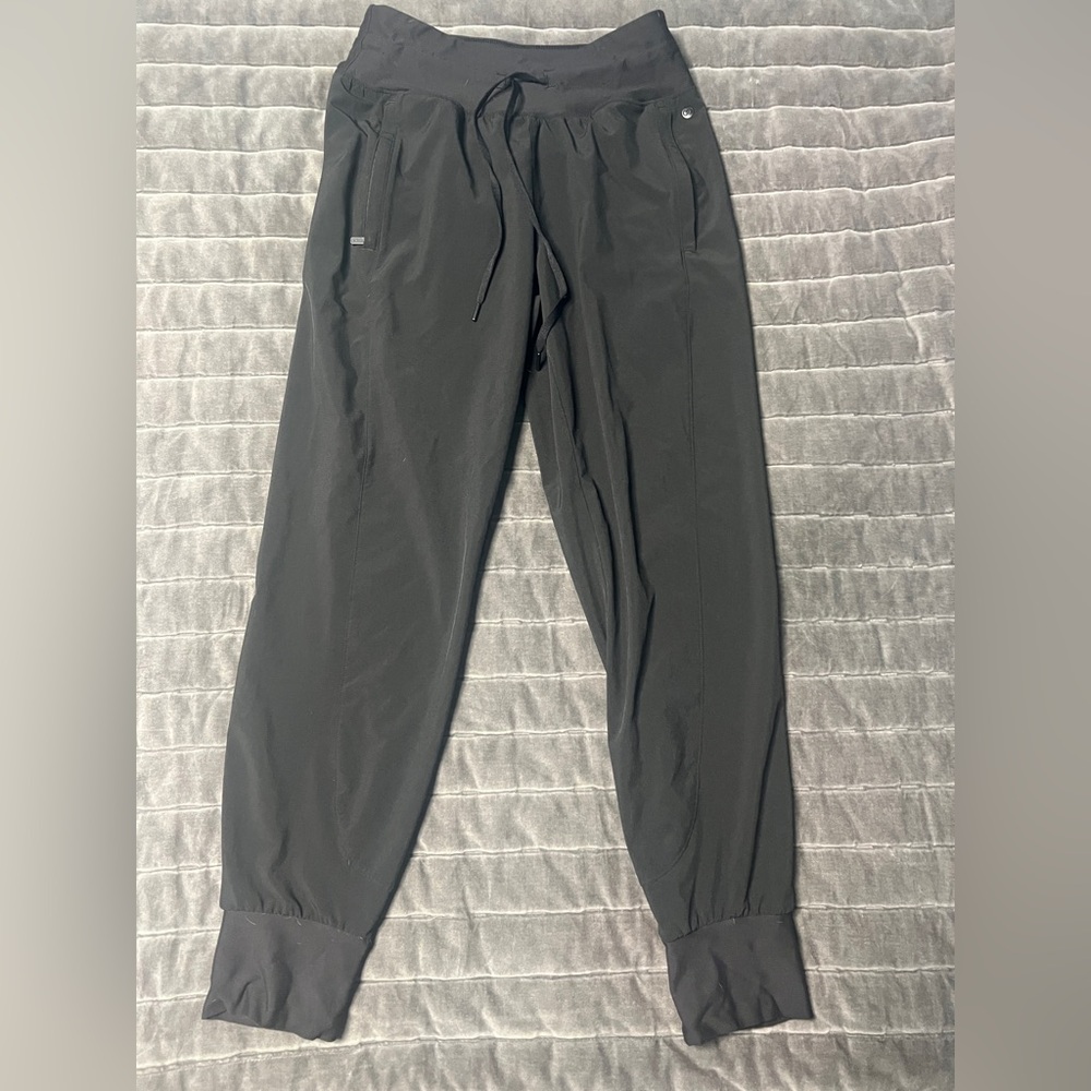 CALIA by Carrie Underwood Black Joggers